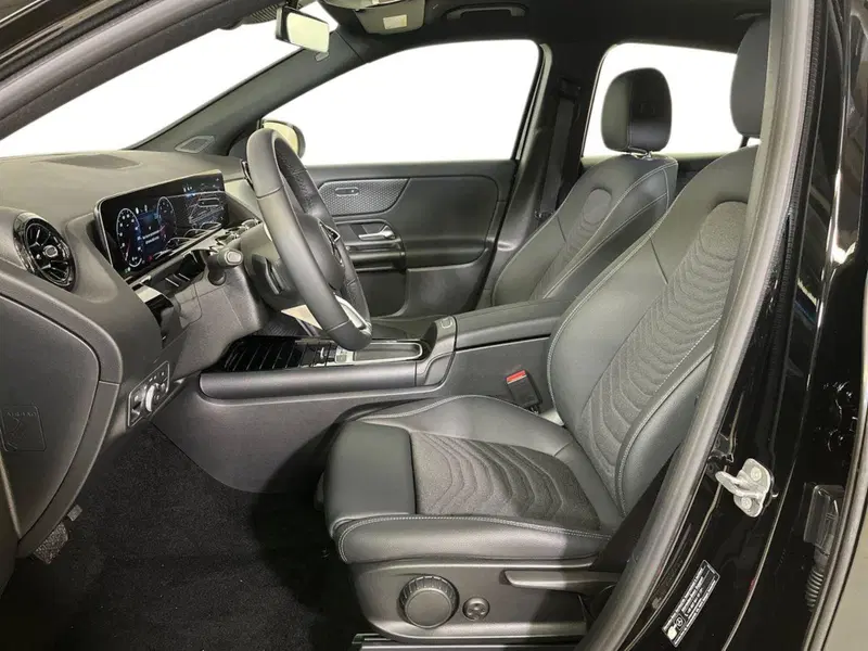 Mercedes-Benz GLA SUV usata a Milano (10)