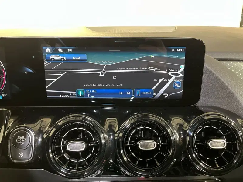 Mercedes-Benz GLA SUV usata a Milano (12)