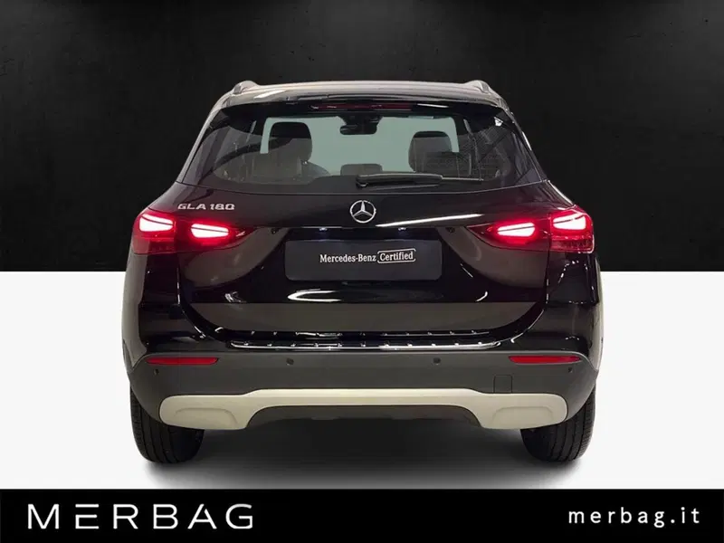 Mercedes-Benz GLA SUV usata a Milano (4)