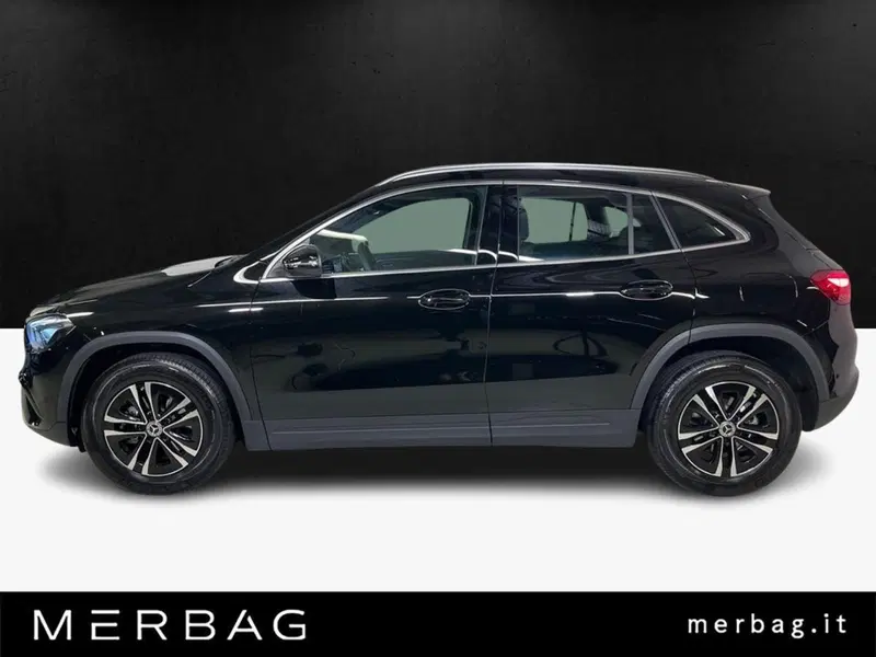 Mercedes-Benz GLA SUV usata a Milano (6)