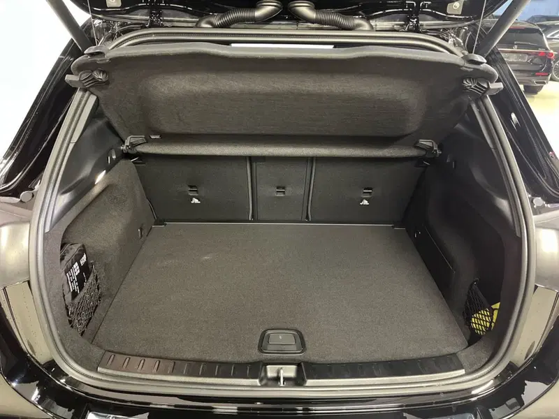 Mercedes-Benz GLA SUV usata a Milano (8)