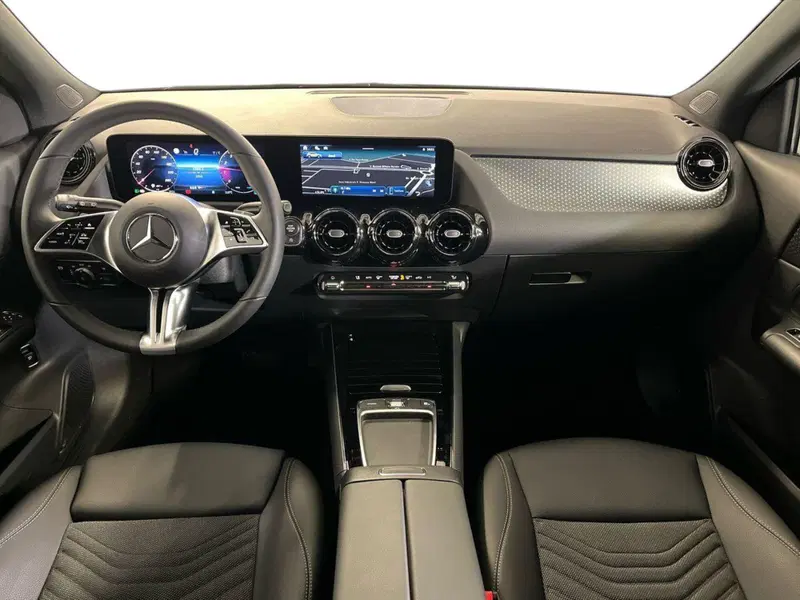 Mercedes-Benz GLA SUV usata a Milano (9)