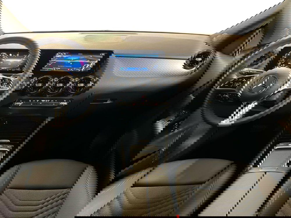 Mercedes-Benz GLA SUV usata a Milano (9)