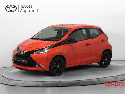 Toyota Aygo 1.0 VVT-i 69 CV 3 porte x-play MMT del 2014 usata a Sesto Fiorentino