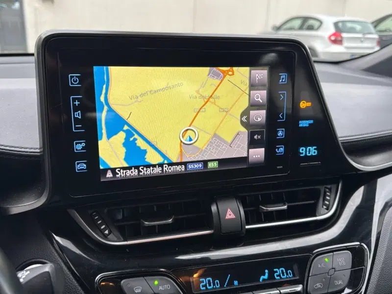 Toyota Toyota C-HR usata a Ferrara (10)