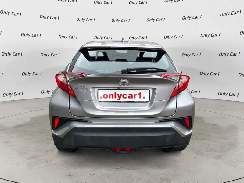 Toyota Toyota C-HR usata a Ferrara (3)