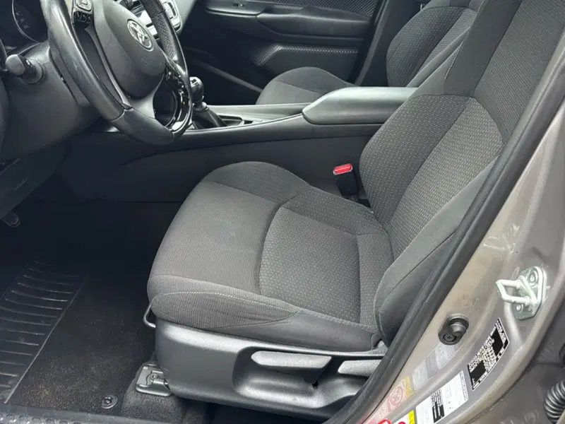 Toyota Toyota C-HR usata a Ferrara (8)
