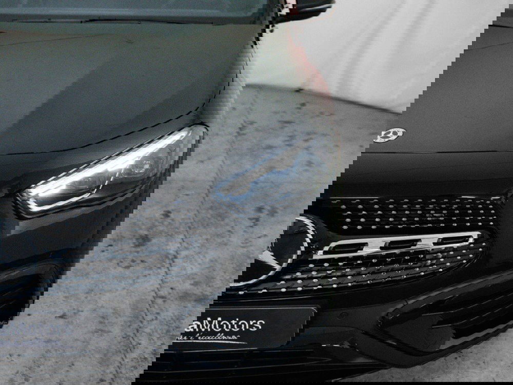 Mercedes-Benz GLA SUV nuova a Macerata (3)