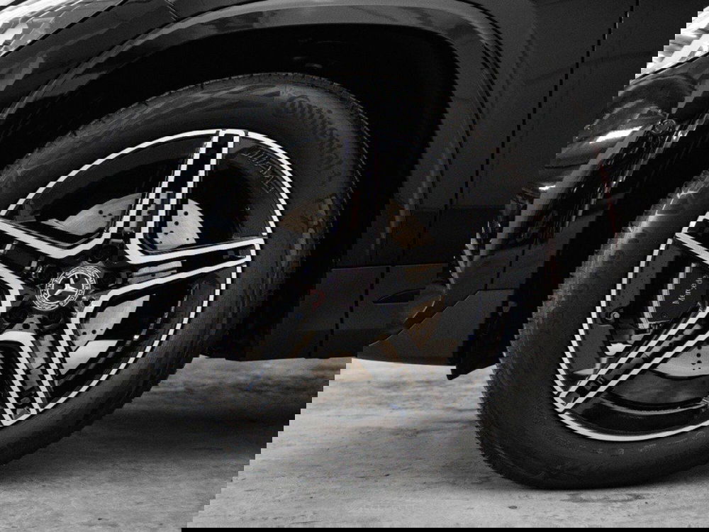 Mercedes-Benz GLA SUV nuova a Macerata (4)