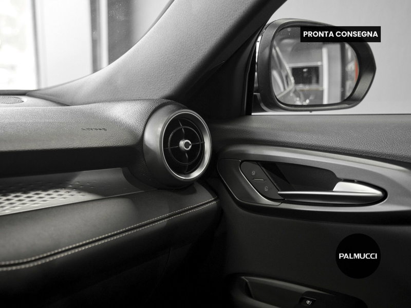 Alfa Romeo Tonale nuova a Prato (14)