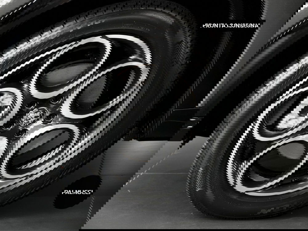 Alfa Romeo Tonale nuova a Prato (4)