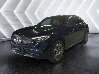 Mercedes-Benz GLC EQ 400 AMG Line Advanced 4matic del 2023 usata a Caserta