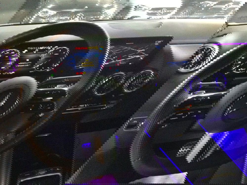 Mercedes-Benz GLA SUV usata a Caserta (7)