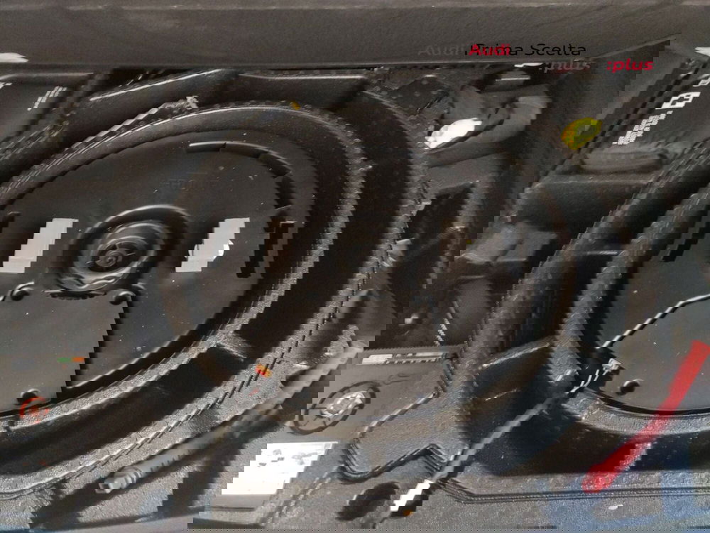 Audi Q4 Sportback usata a Avellino (9)