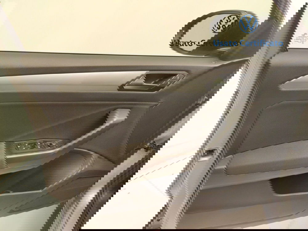 Volkswagen T-Roc usata a Avellino (14)