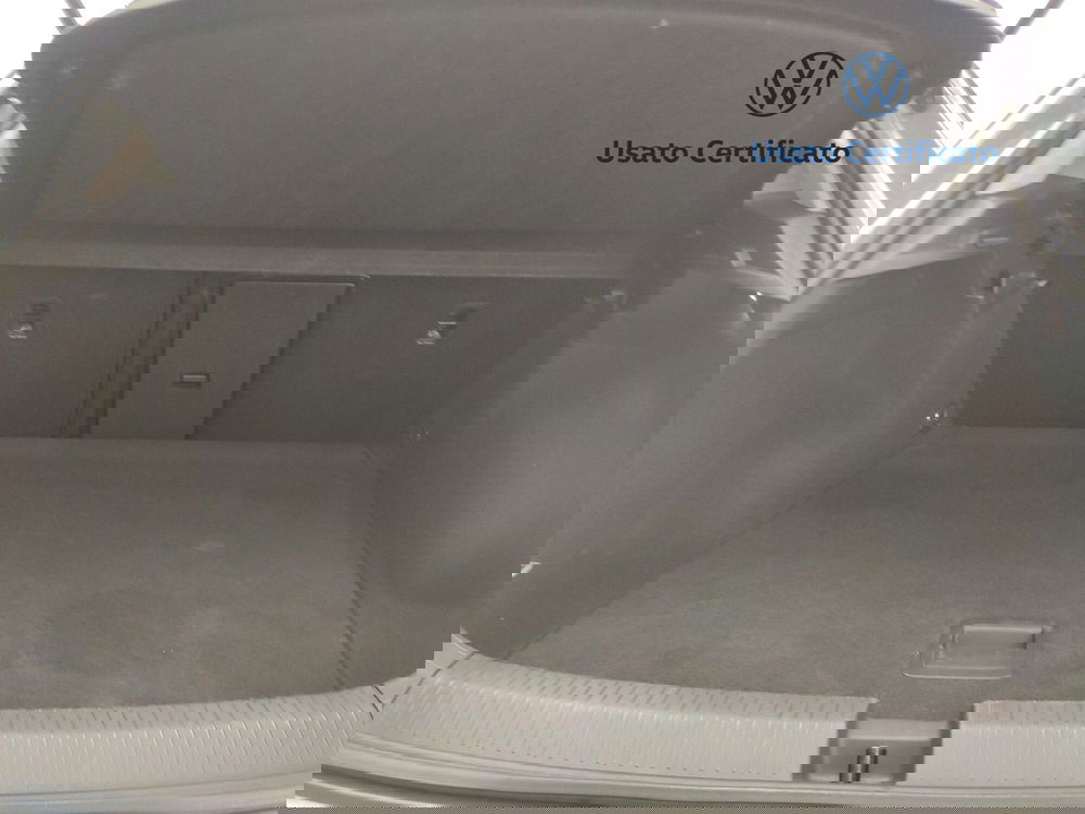 Volkswagen T-Roc usata a Avellino (8)