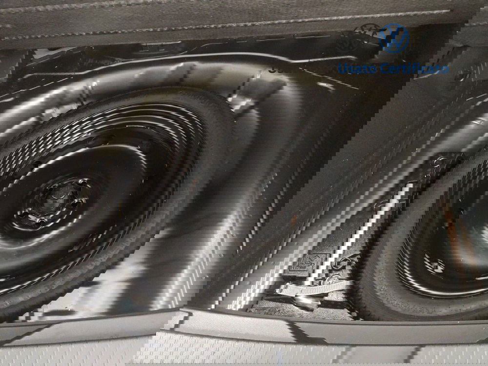 Volkswagen T-Roc usata a Avellino (12)