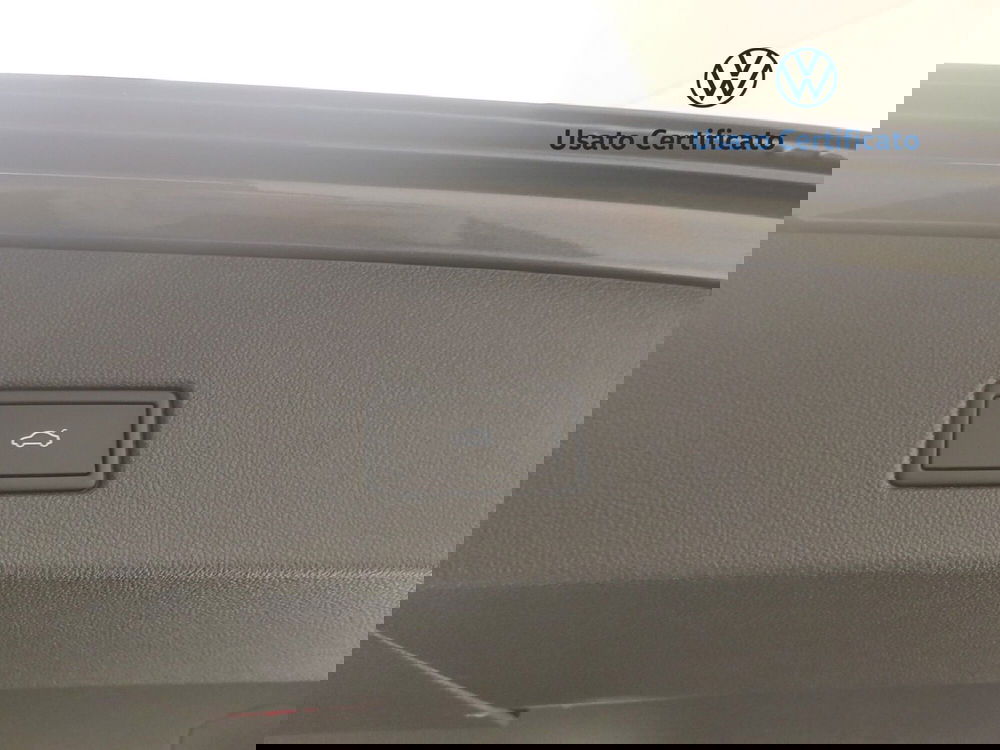 Volkswagen T-Roc usata a Avellino (13)