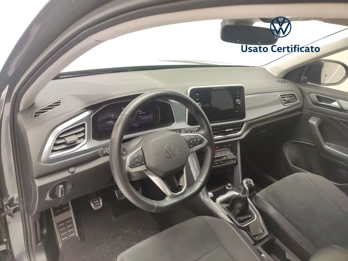 Volkswagen T-Roc usata a Avellino (18)