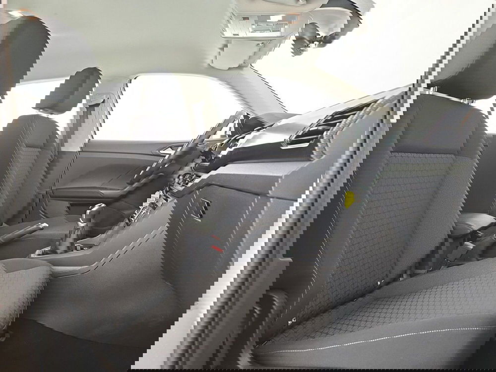 Volkswagen T-Cross usata a Alessandria (13)