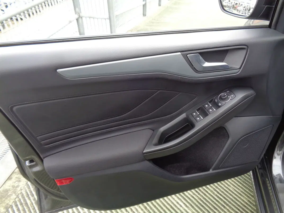 Ford Focus usata a Treviso (7)