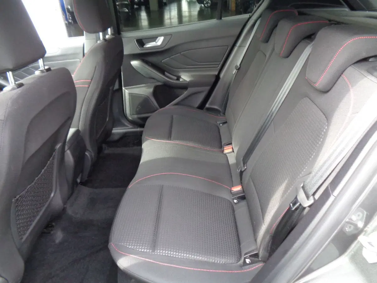 Ford Focus usata a Treviso (9)