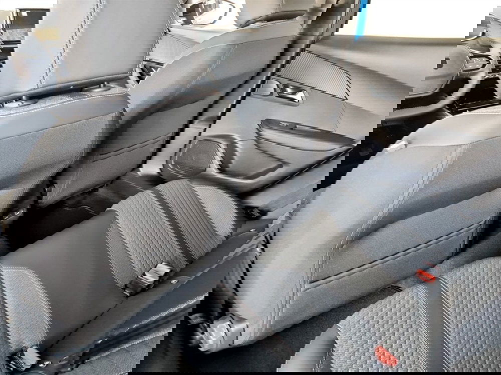 Peugeot 2008 nuova a Varese (11)