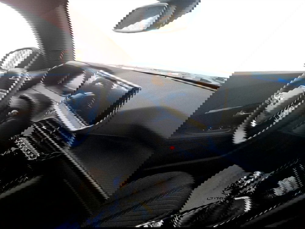 Peugeot 2008 nuova a Varese (5)