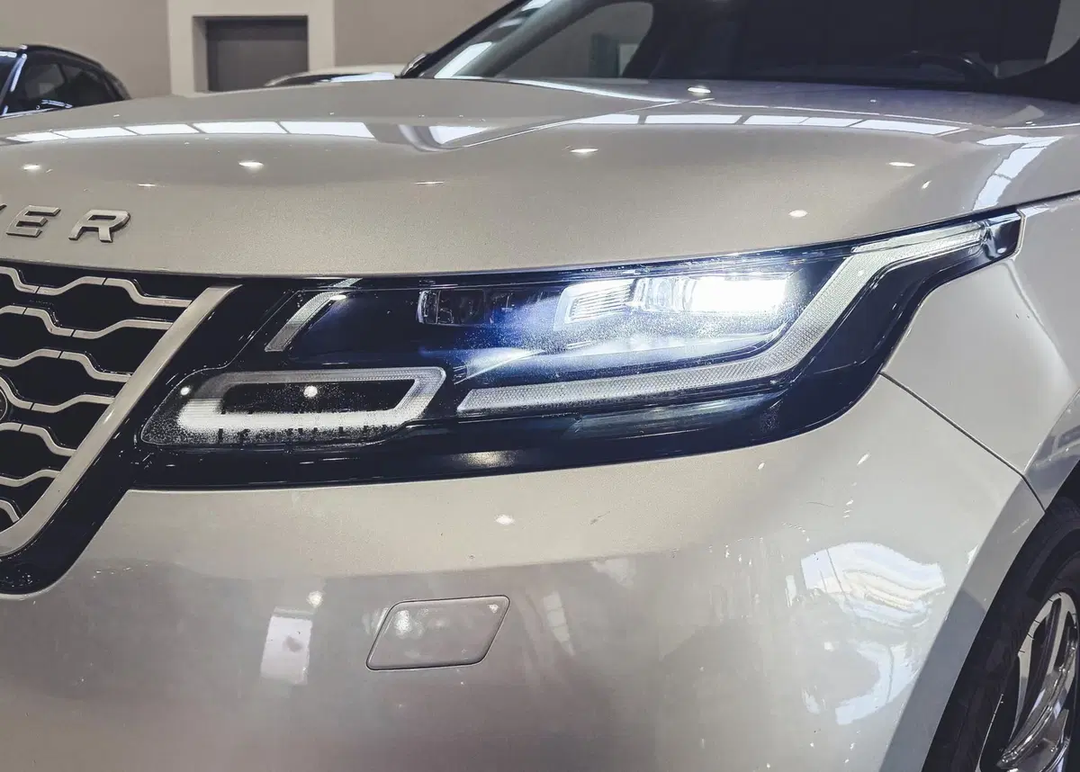 Land Rover Range Rover Velar usata a Vercelli (6)