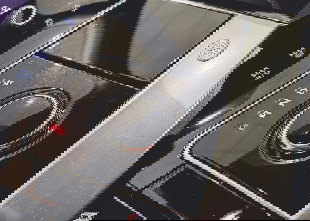 Land Rover Range Rover Velar usata a Vercelli (9)