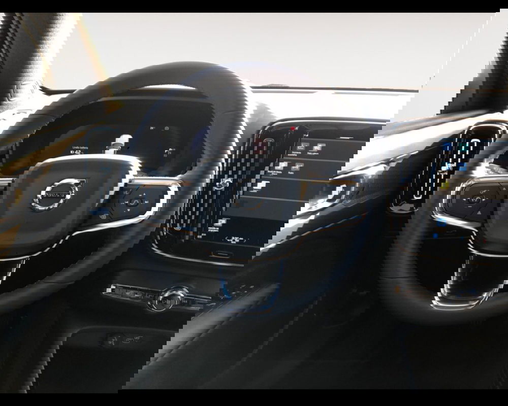 Volvo XC40 usata a Bologna (12)