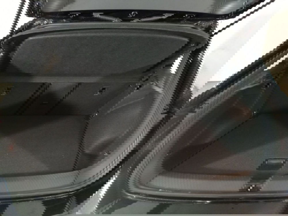 Volkswagen T-Roc usata a Varese (17)