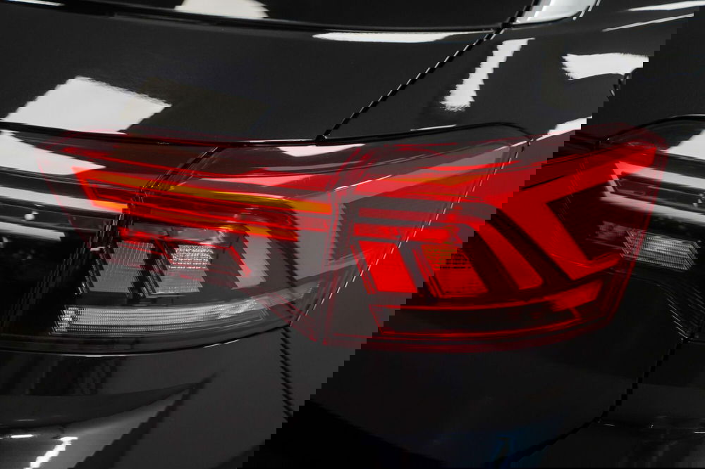 Volkswagen T-Roc usata a Varese (9)