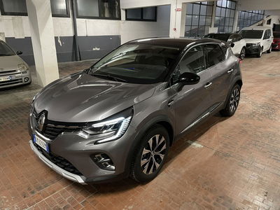 Renault Captur Full Hybrid E-Tech 145 CV Techno del 2023 usata a Milano