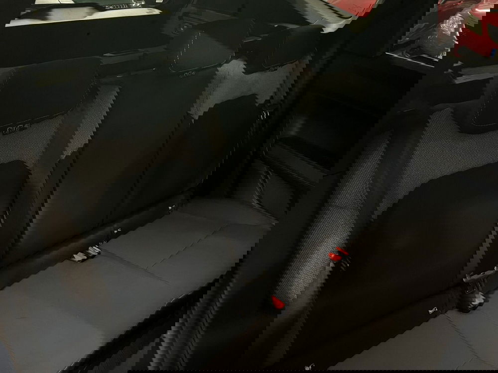 Dacia Bigster usata a Milano (19)