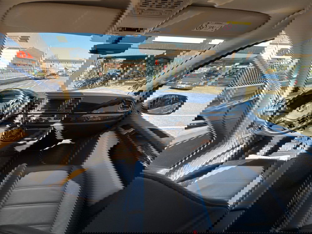 Volkswagen Multivan usata a Modena (16)