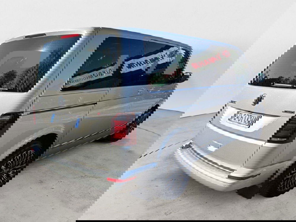 Volkswagen Multivan usata a Modena (7)