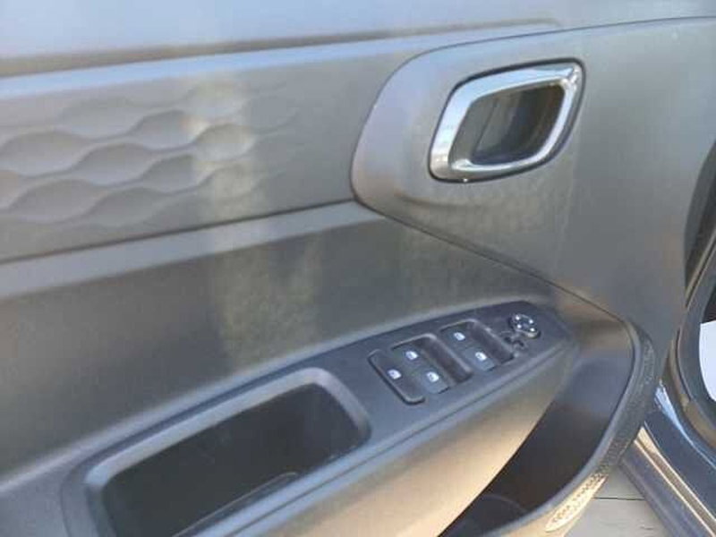 Hyundai i10 nuova a Venezia (16)