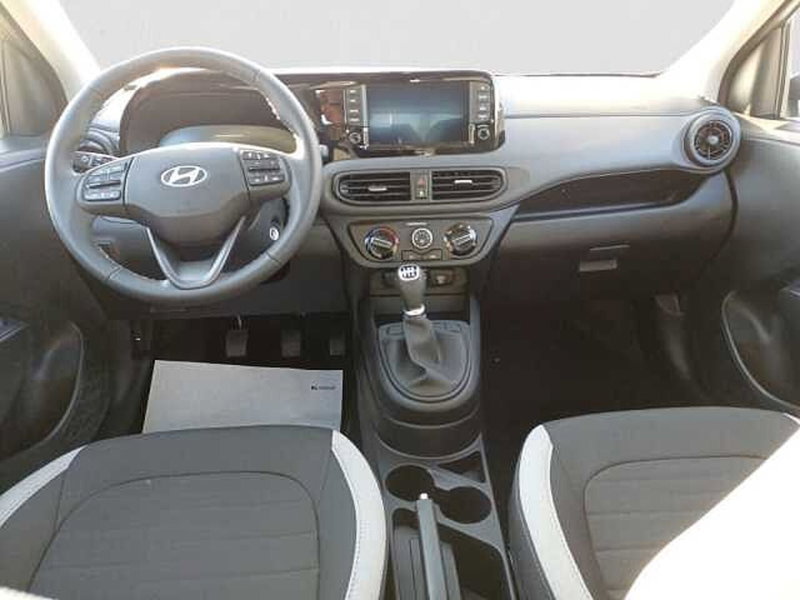Hyundai i10 nuova a Venezia (9)