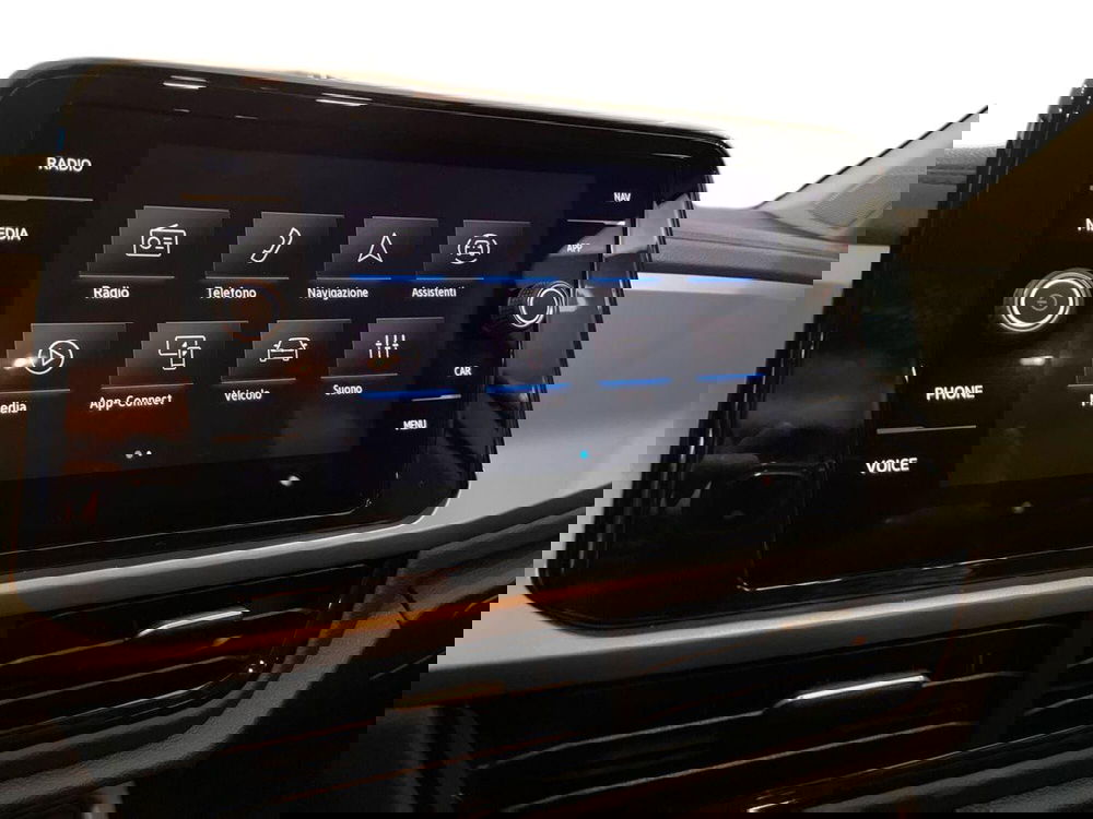 Volkswagen T-Roc nuova a Prato (14)