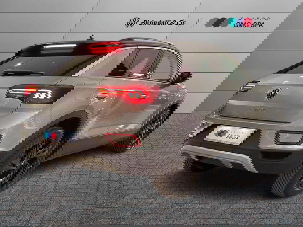 Volkswagen T-Roc nuova a Prato (3)