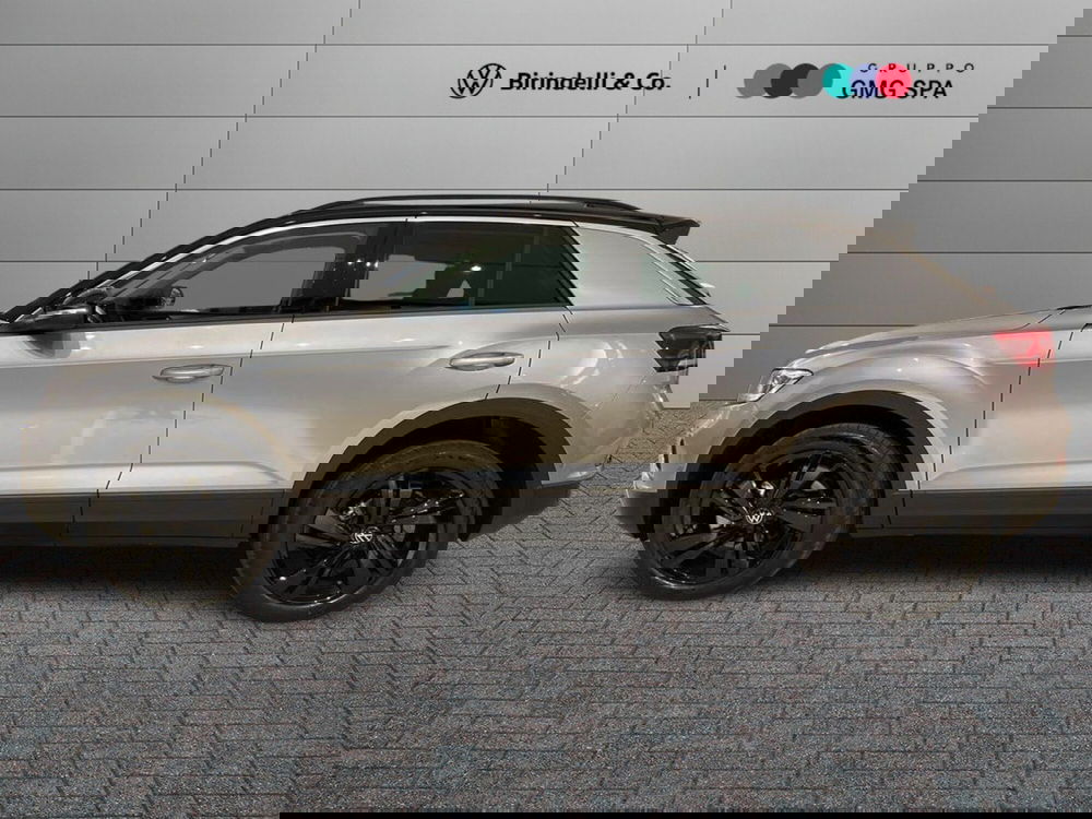 Volkswagen T-Roc nuova a Prato (5)