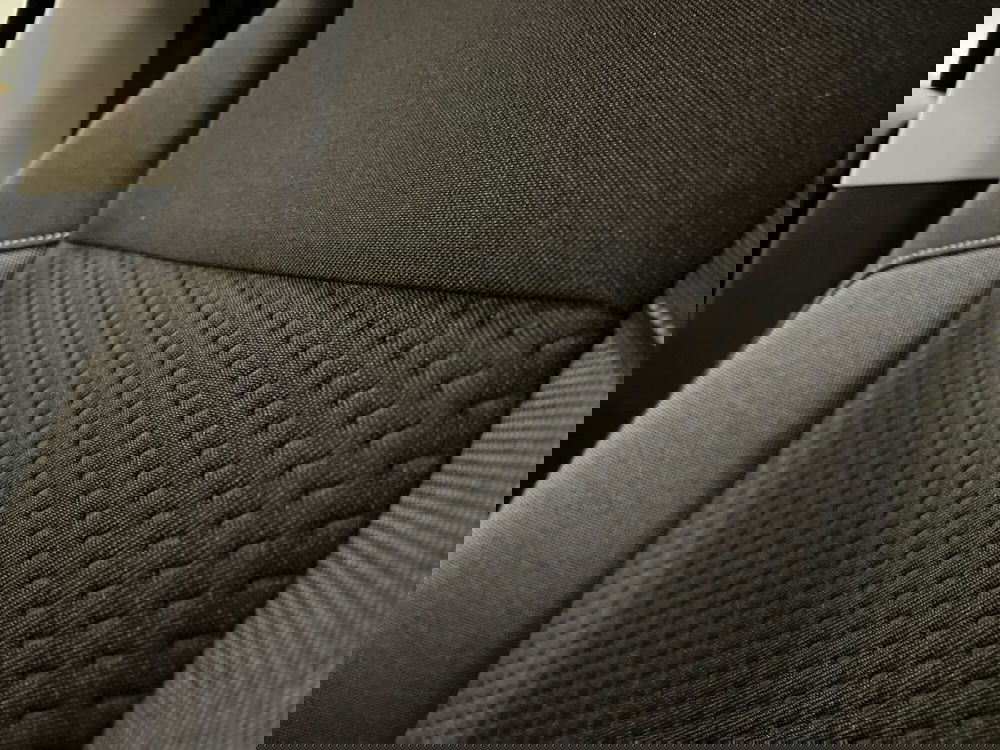 Volkswagen Polo nuova a Prato (18)