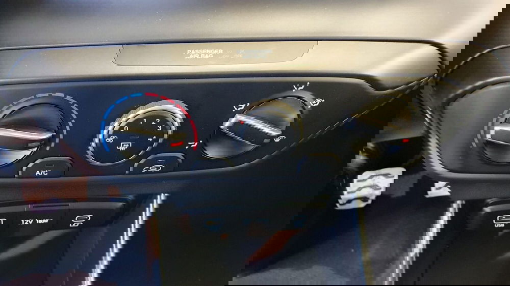 Hyundai Bayon nuova a Frosinone (16)