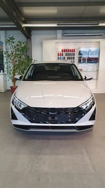 Hyundai i20 1.0 t-gdi Prime 90cv dct nuova a Sora