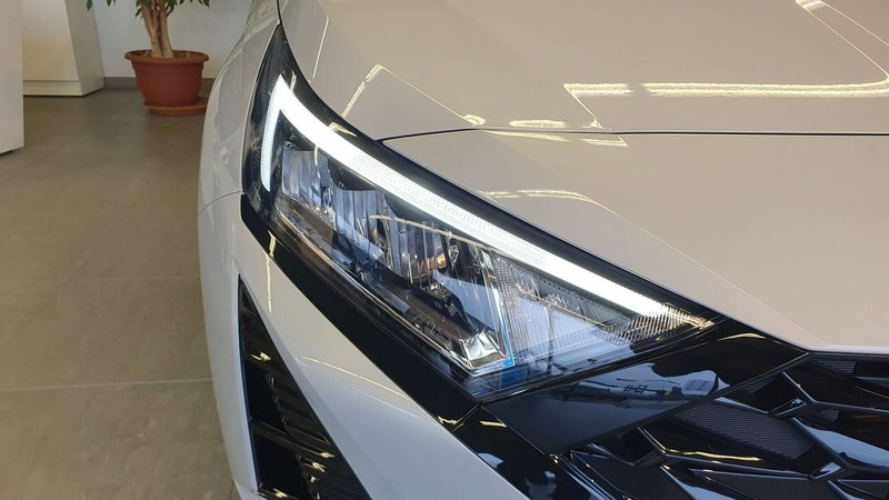 Hyundai i20 nuova a Frosinone (13)
