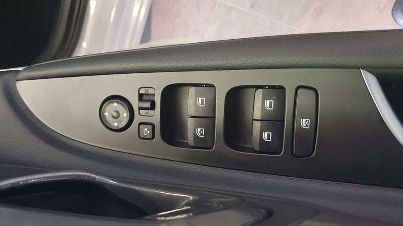 Hyundai i20 nuova a Frosinone (16)