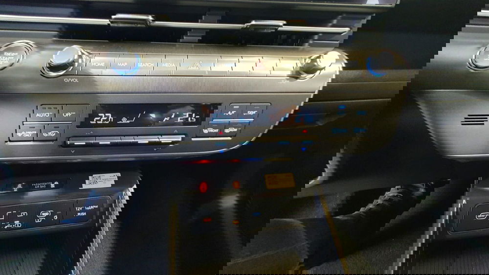 Hyundai Kona nuova a Frosinone (13)