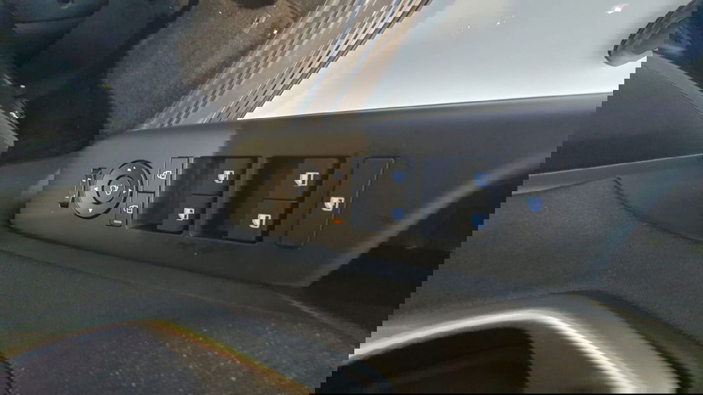 Hyundai Kona nuova a Frosinone (15)