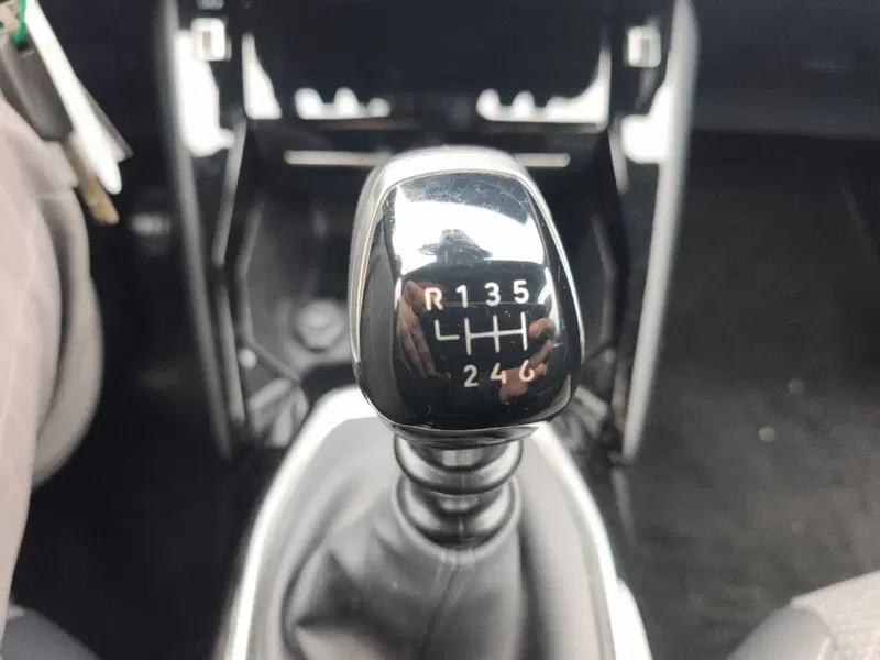 Peugeot 2008 usata a Frosinone (17)